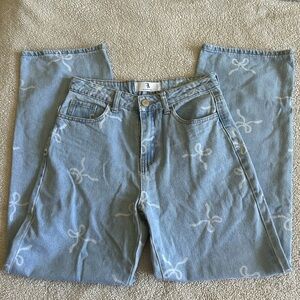 Bow Jeans